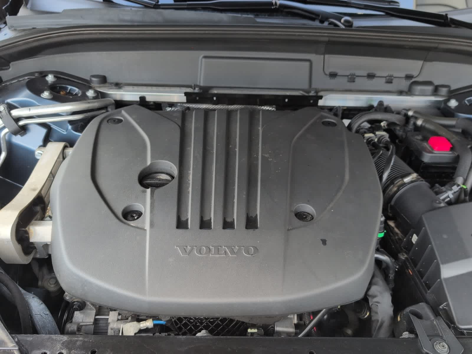 used 2023 Volvo XC60 car, priced at $37,498