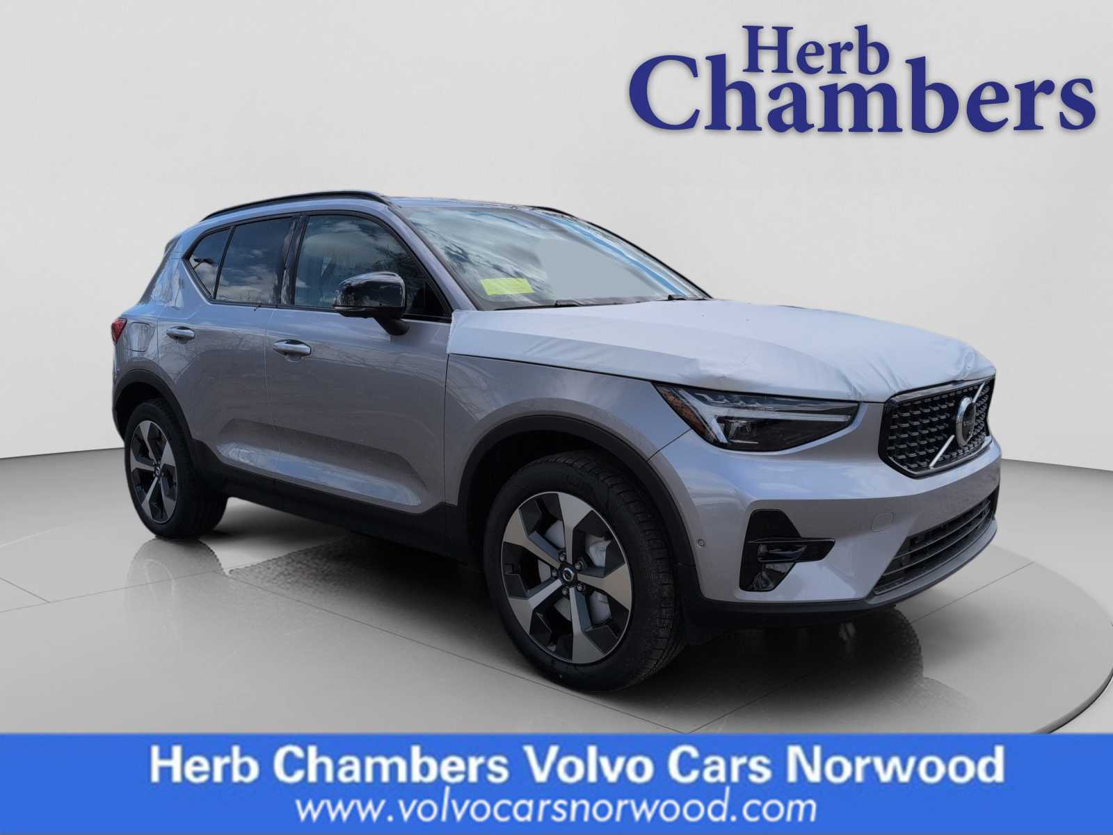 new 2026 Volvo XC40 car, priced at $50,035