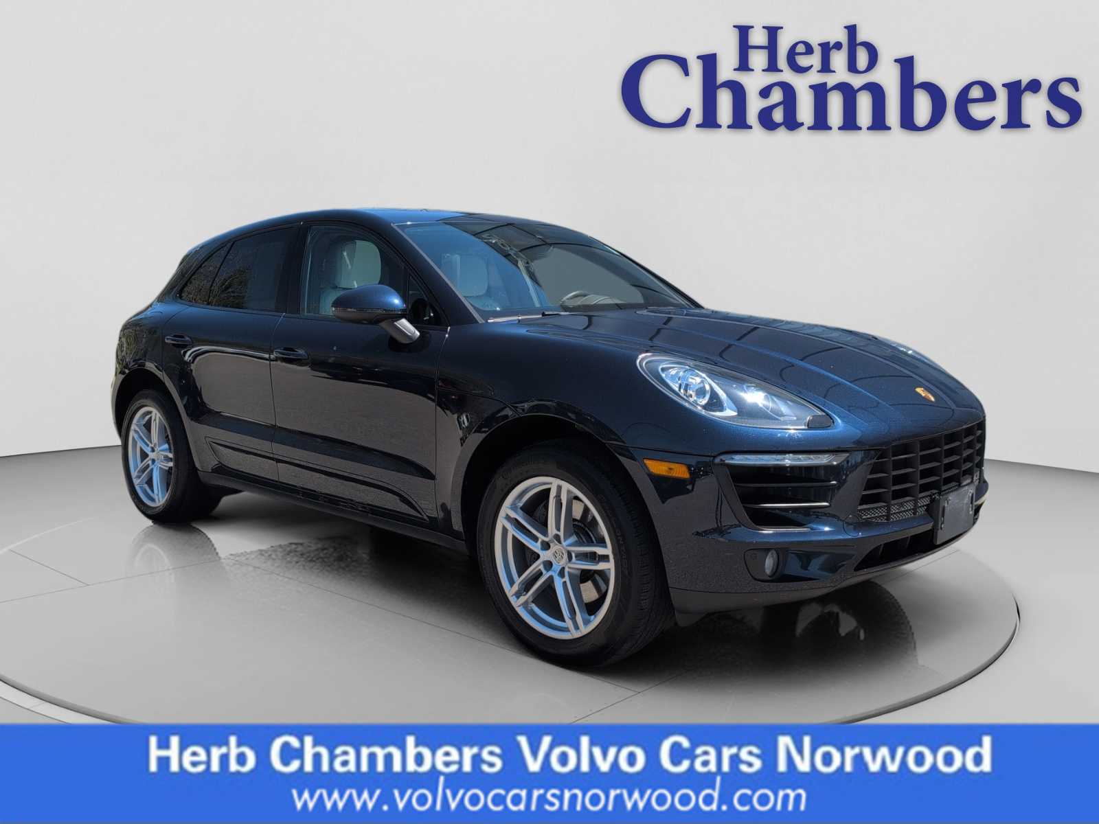 2017 Porsche Macan Base