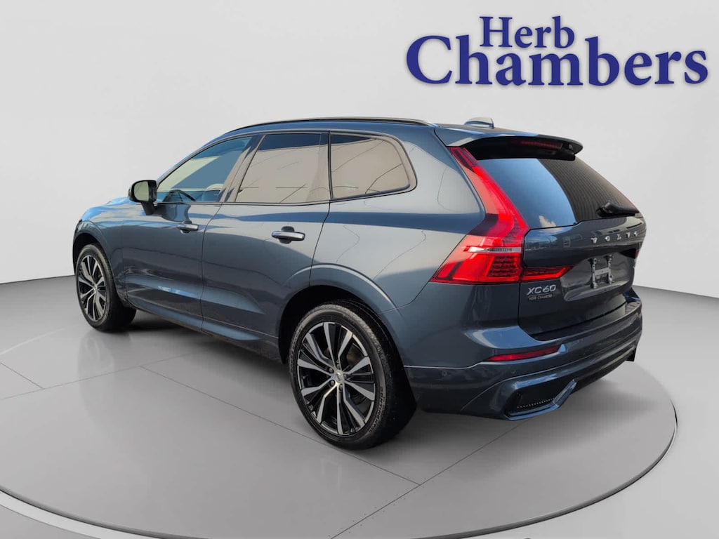 Used 2023 Volvo XC60 B5 AWD Plus Dark SUV