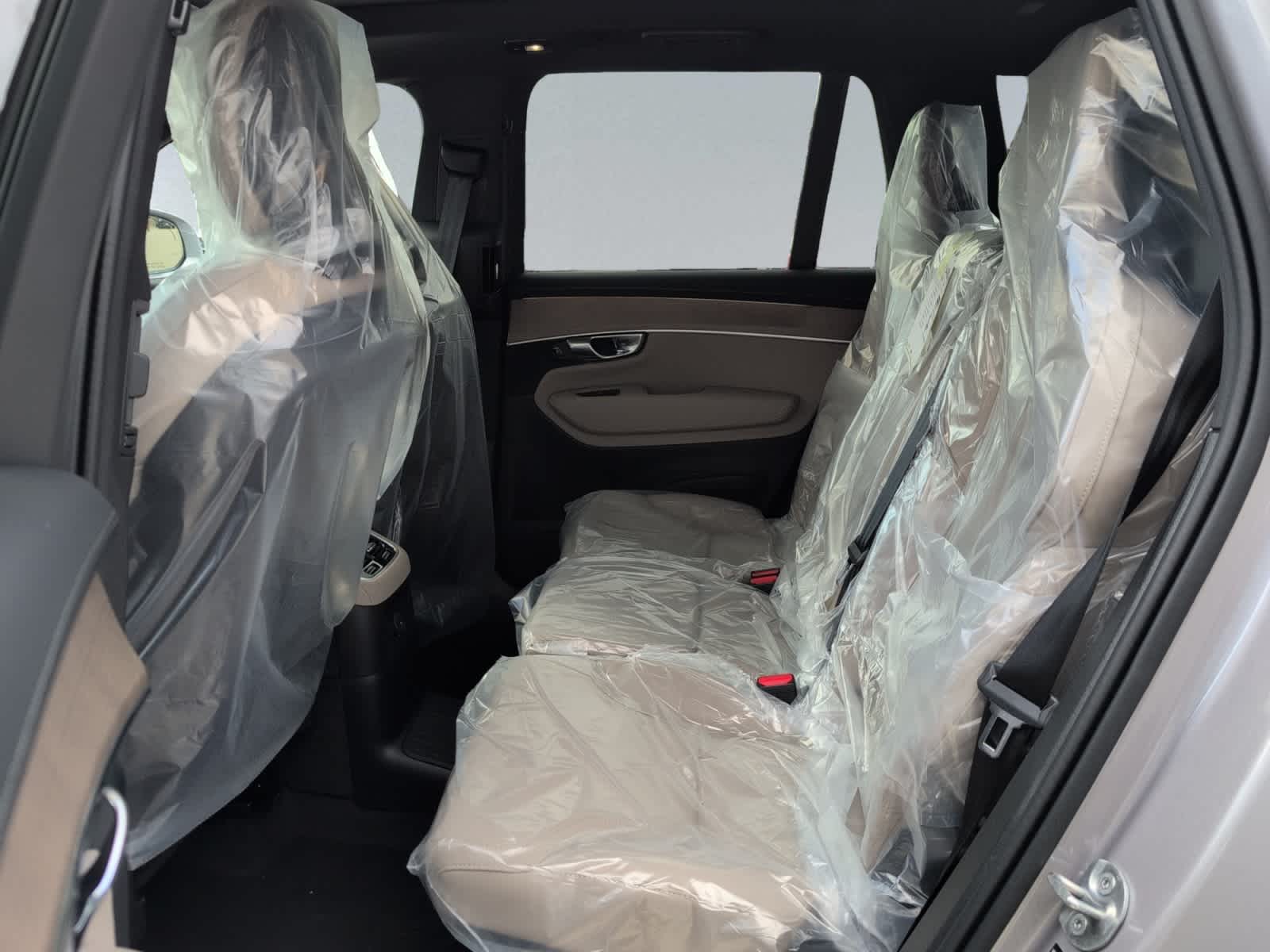 new 2026 Volvo XC90 plug-in hybrid car, priced at $81,955