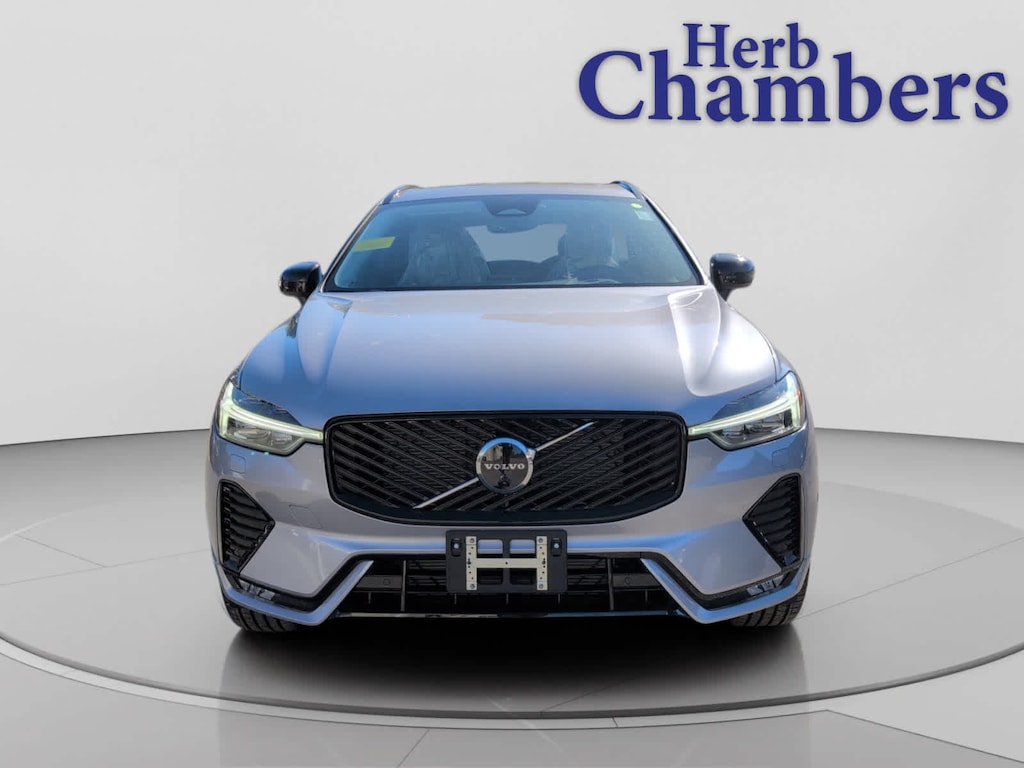 New 2026 Volvo XC60 B5 Plus SUV