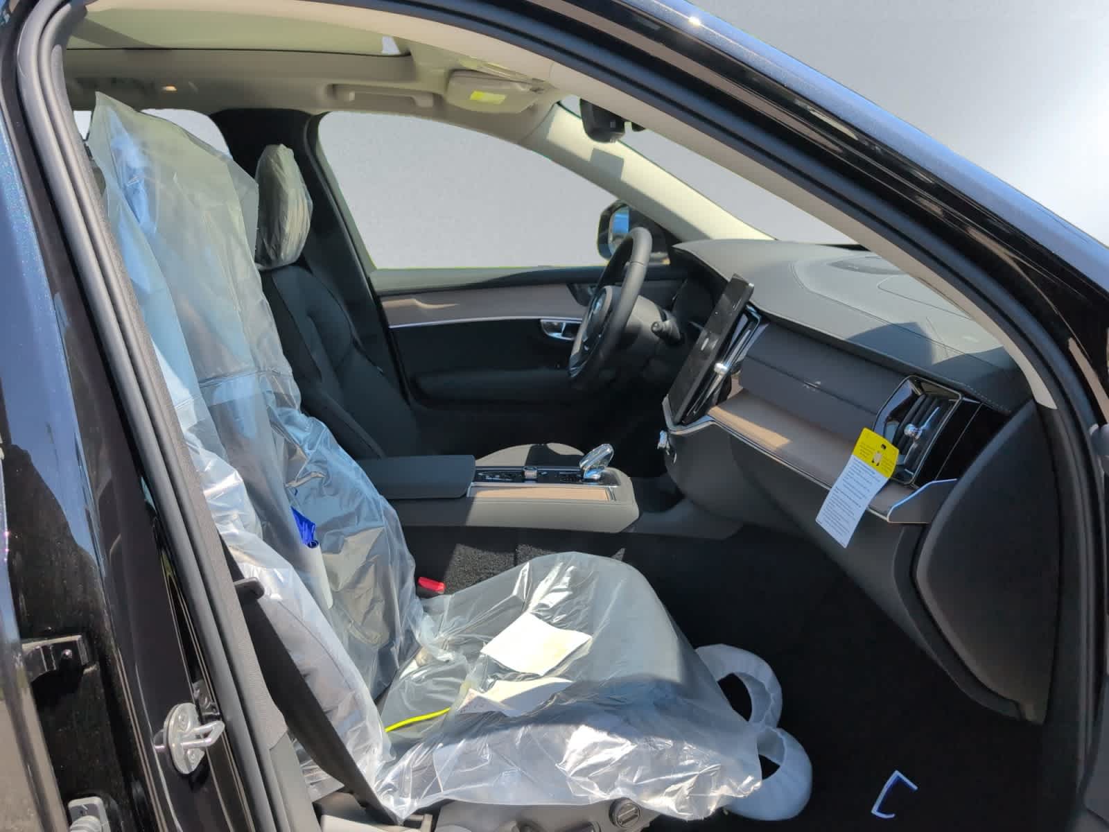 used 2026 Volvo XC90 car, priced at $71,825