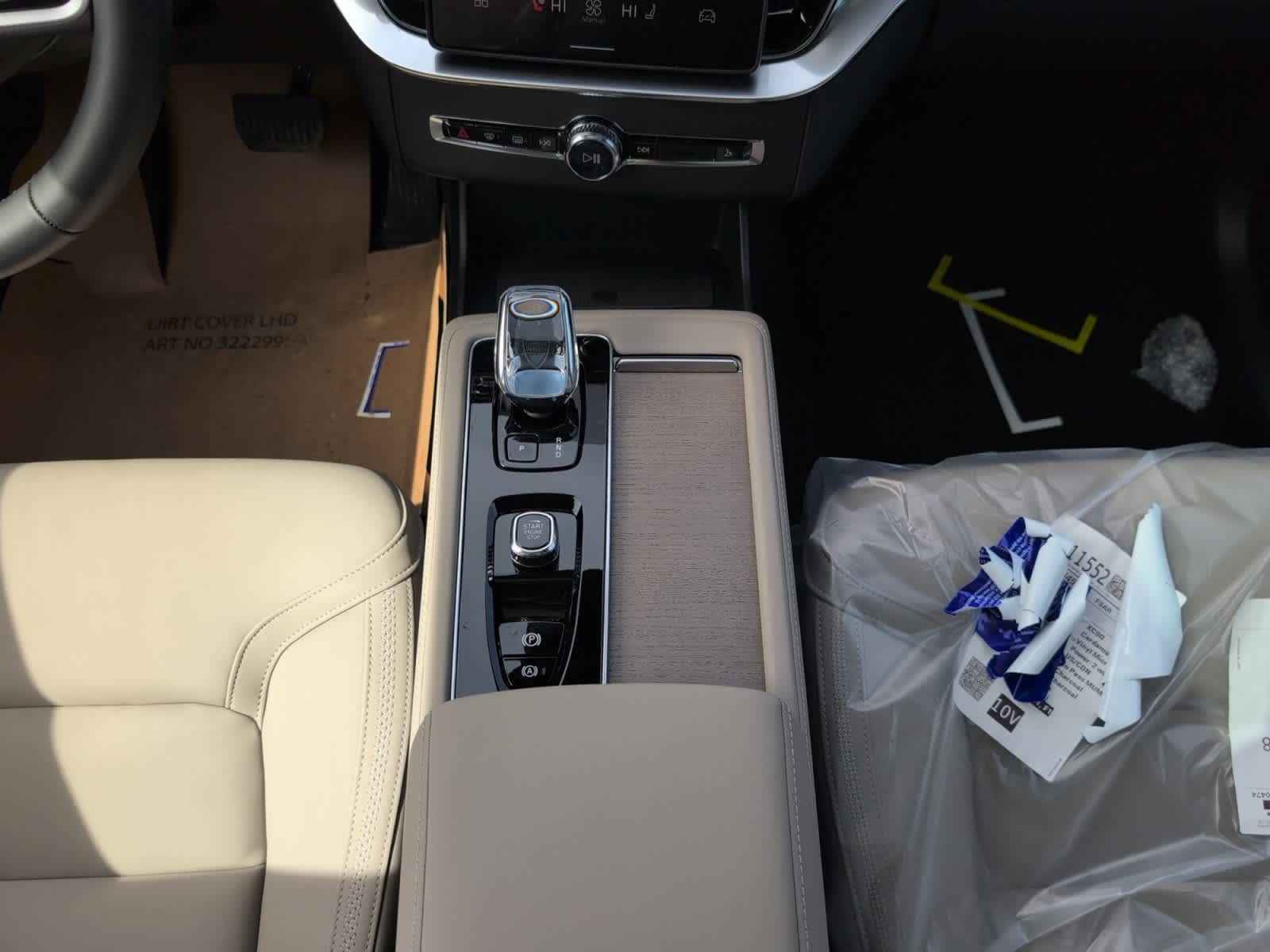 new 2026 Volvo XC90 car, priced at $71,945