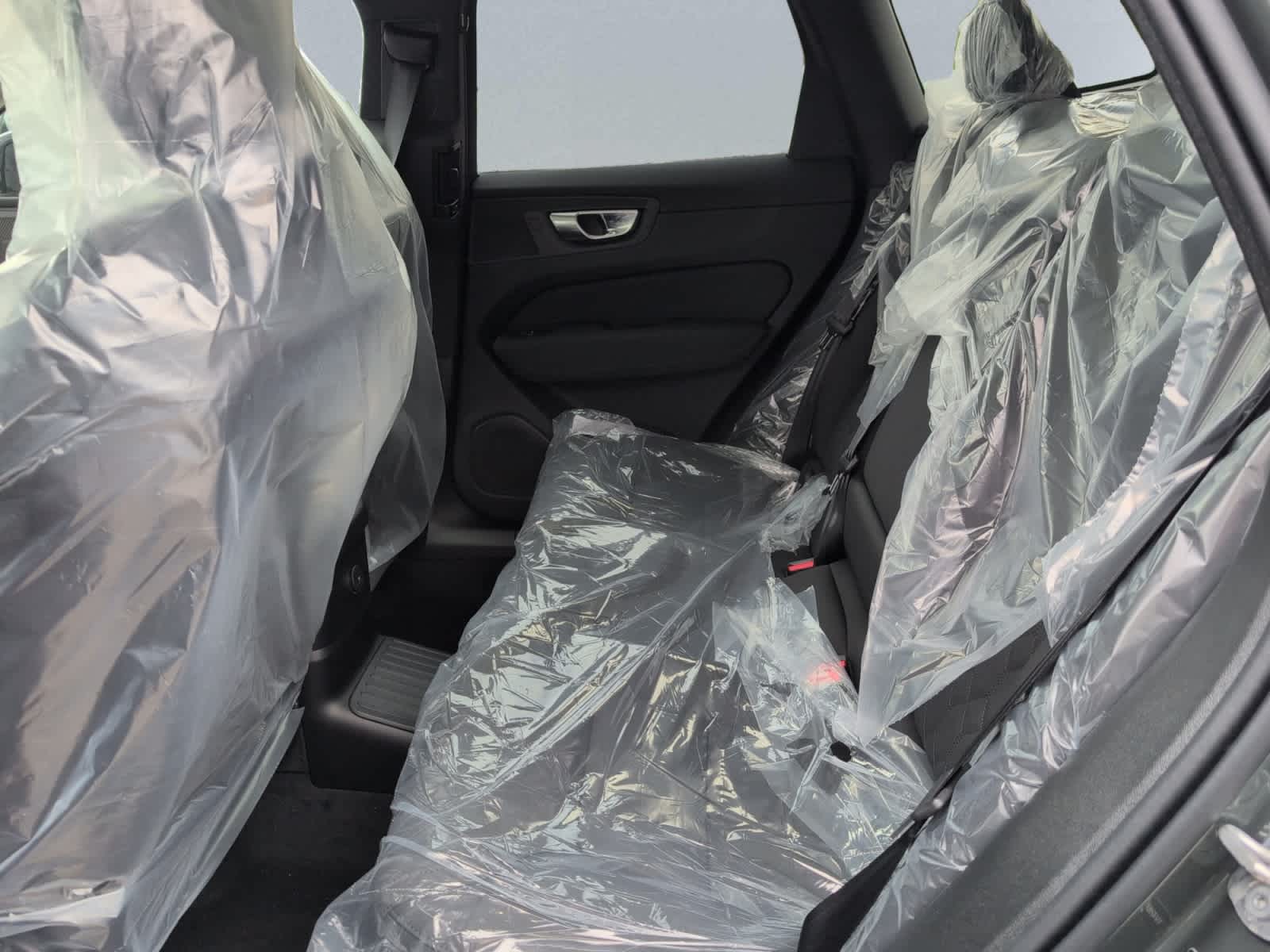 new 2026 Volvo XC60 plug-in hybrid car, priced at $70,620