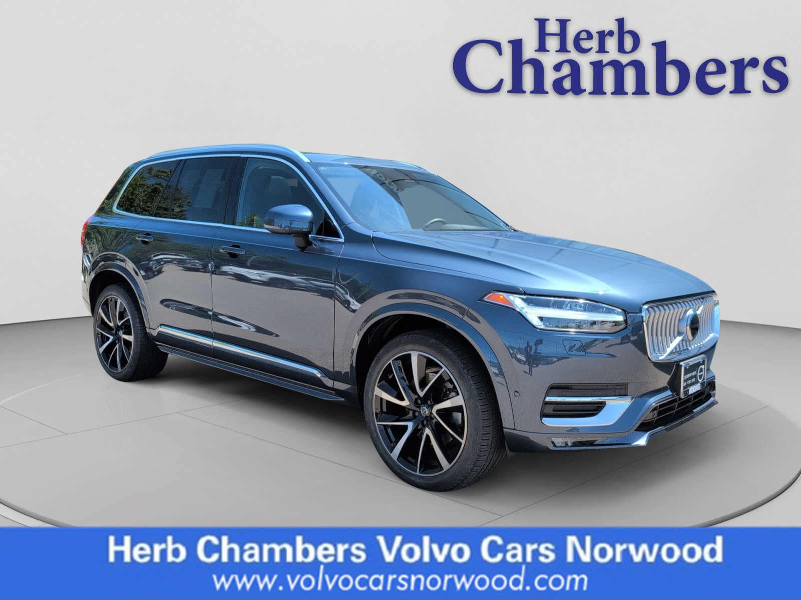 2023 Volvo XC90 B6 Plus 6-Seater 4WD's photo