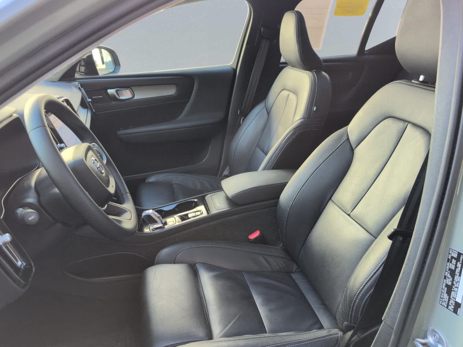 used 2023 Volvo XC40 car, priced at $31,998