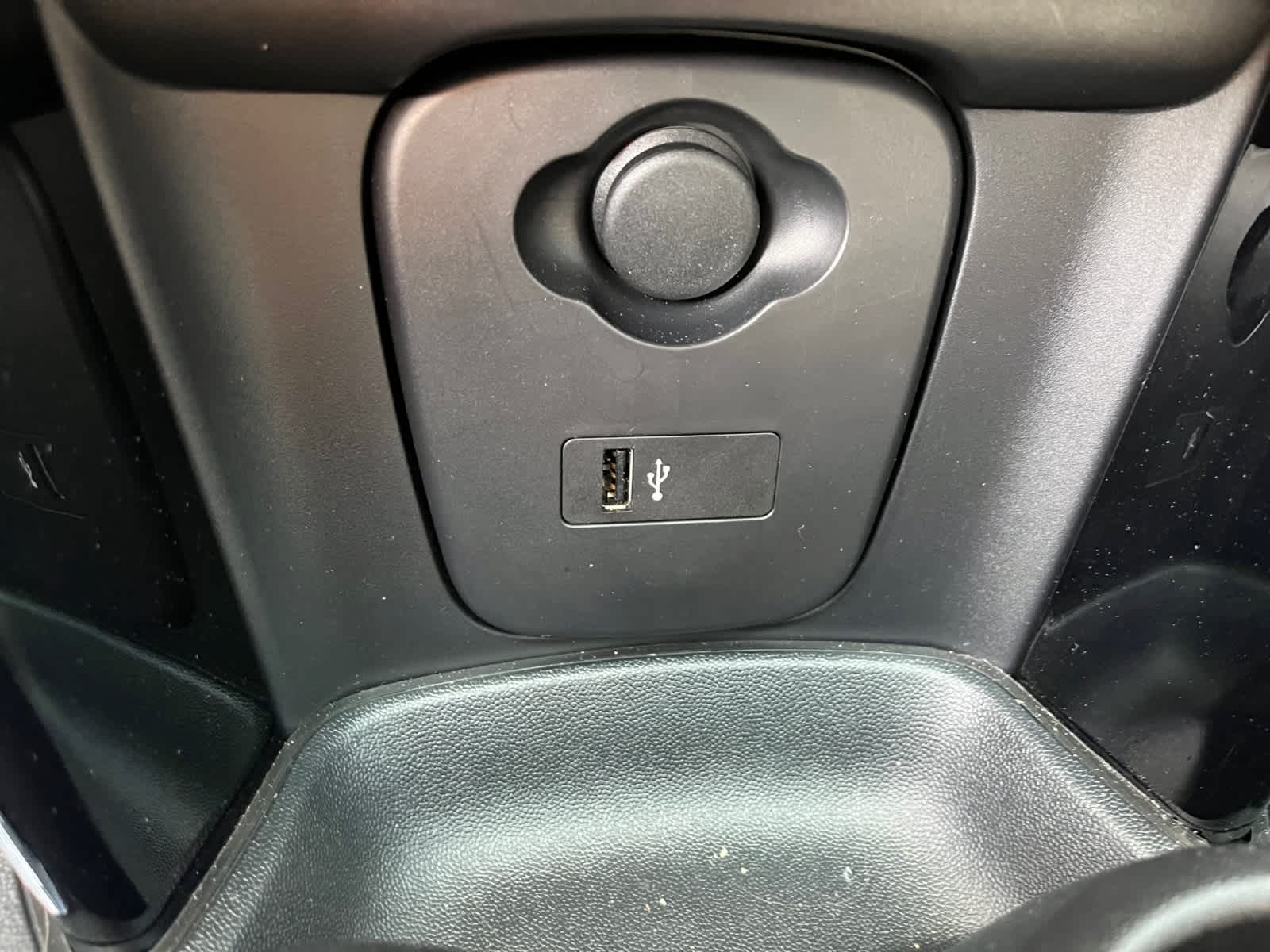 used 2024 MINI Hardtop 2 Door car, priced at $29,998