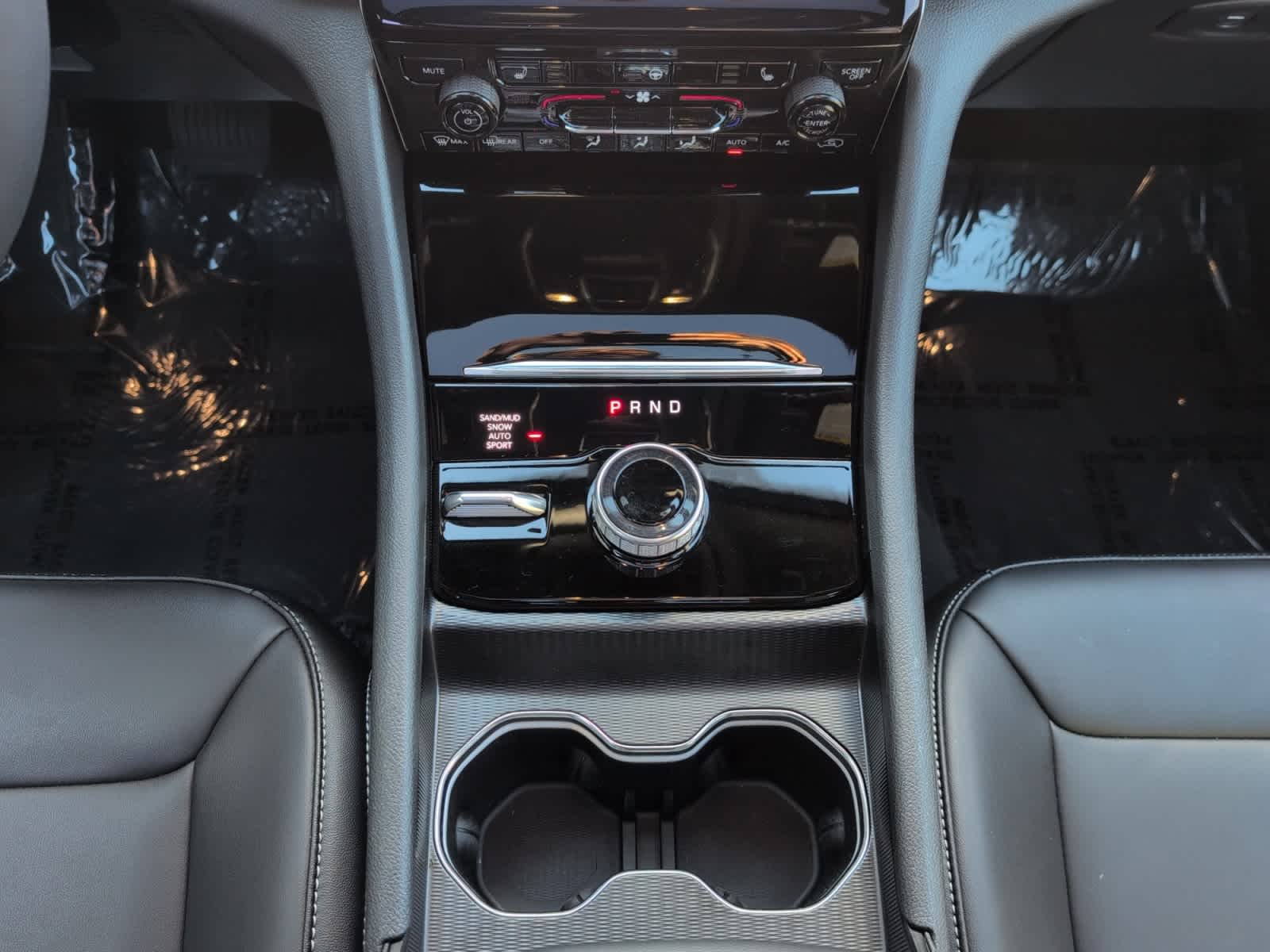 used 2025 Jeep Grand Cherokee car, priced at $38,998