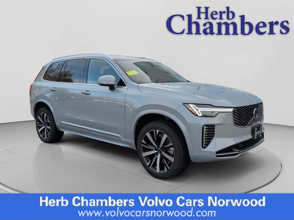 New 2026 Volvo XC90 B5 Core SUV