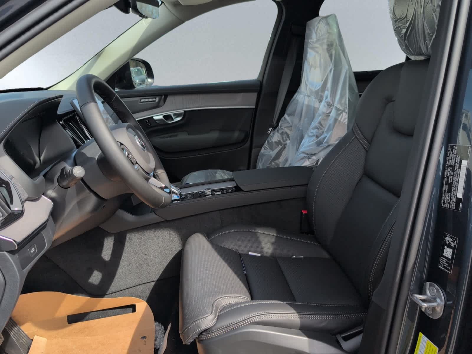new 2026 Volvo XC90 car, priced at $76,580