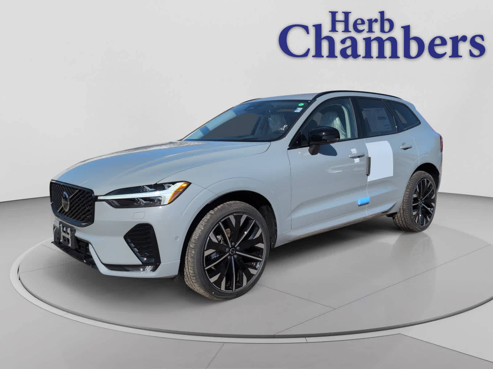 new 2026 Volvo XC60 car, priced at $63,935