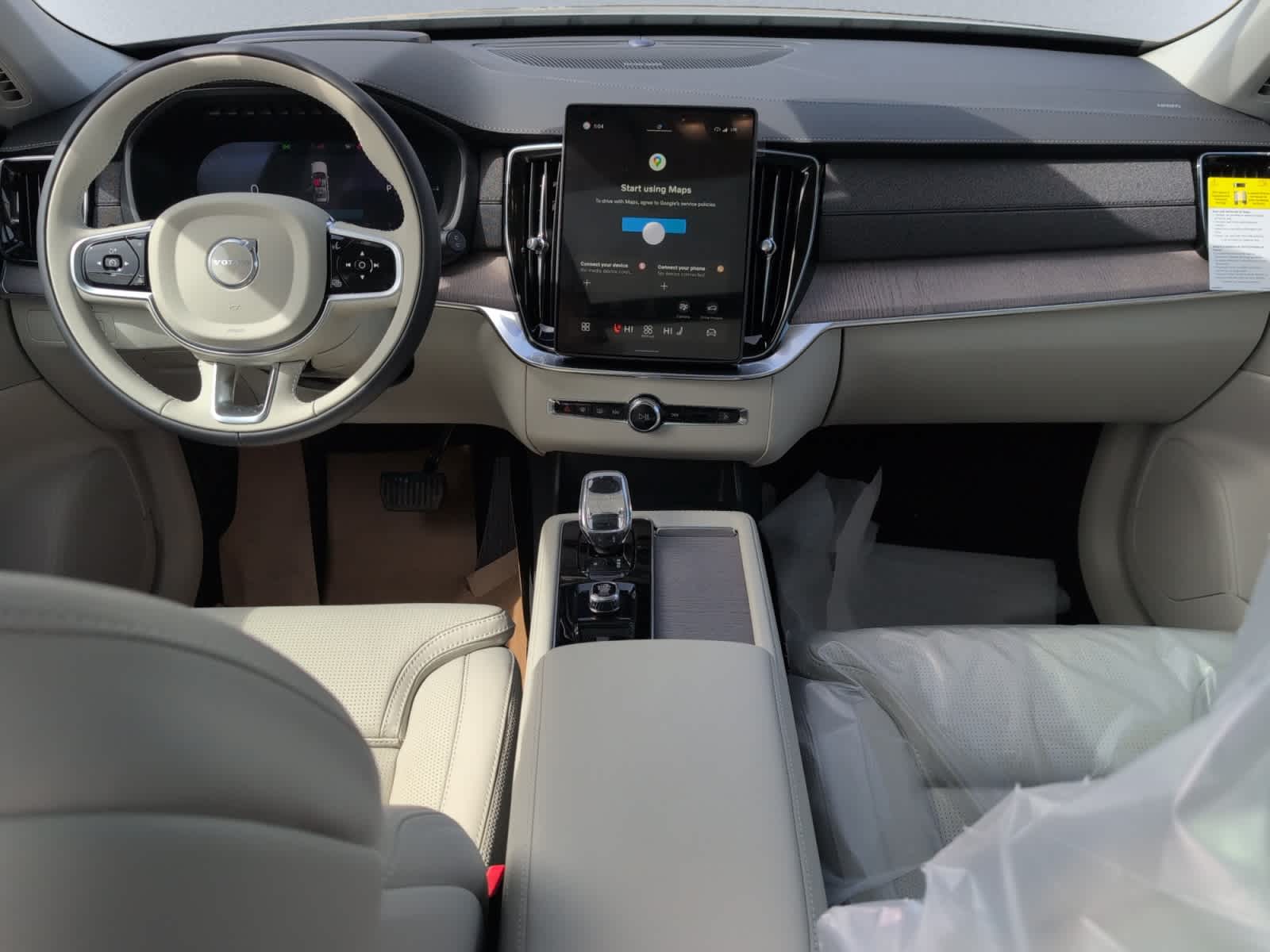new 2026 Volvo XC90 plug-in hybrid car, priced at $85,625