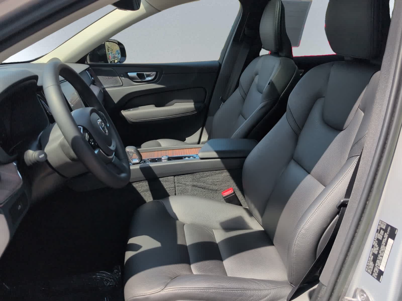 used 2023 Volvo XC60 car, priced at $35,998