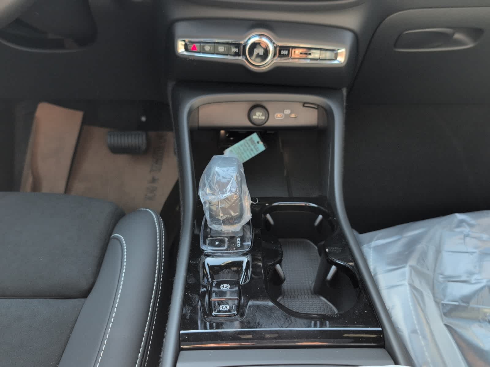 new 2026 Volvo XC40 car, priced at $54,175