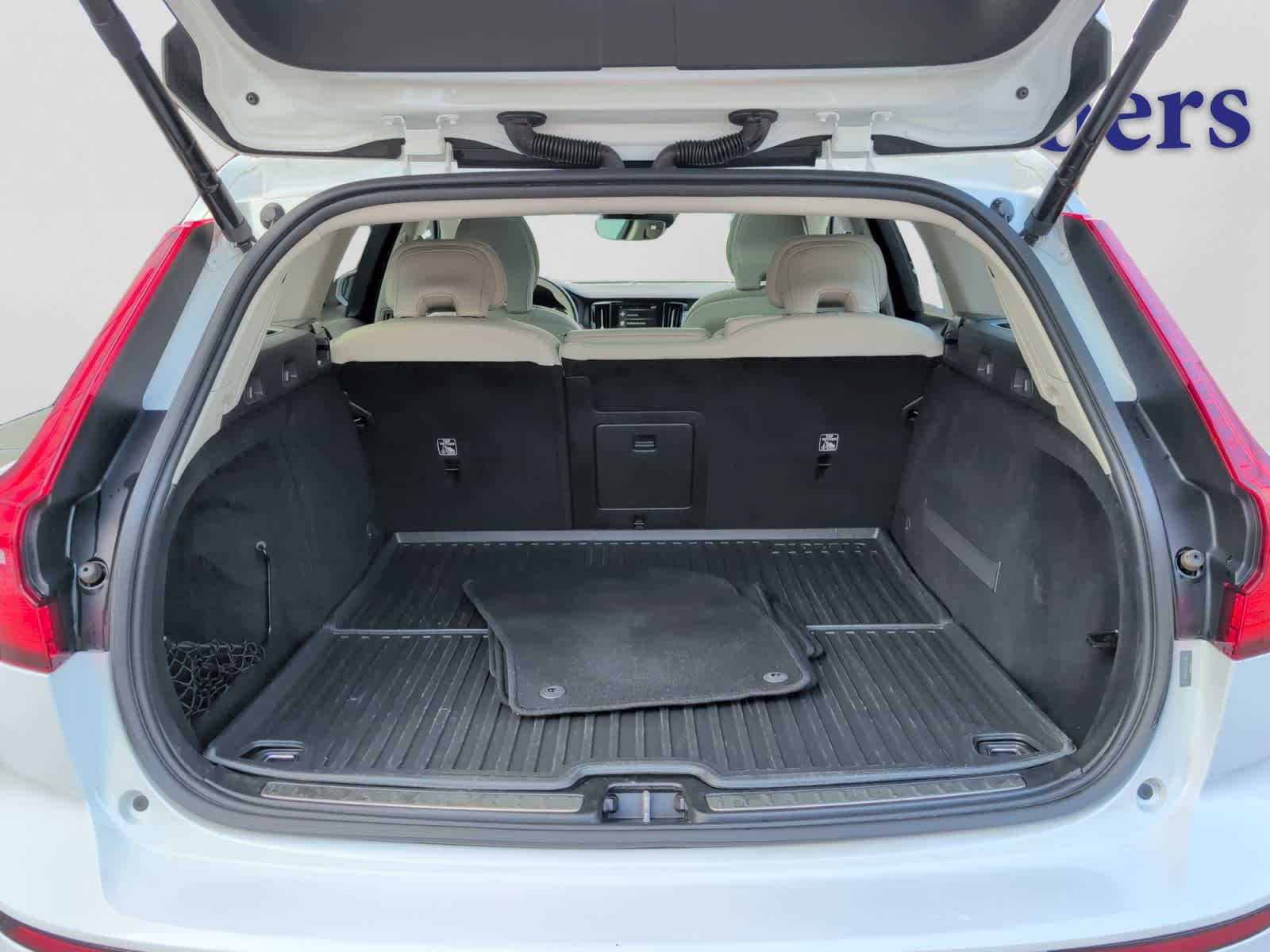 used 2020 Volvo V60 Cross Country car, priced at $24,998