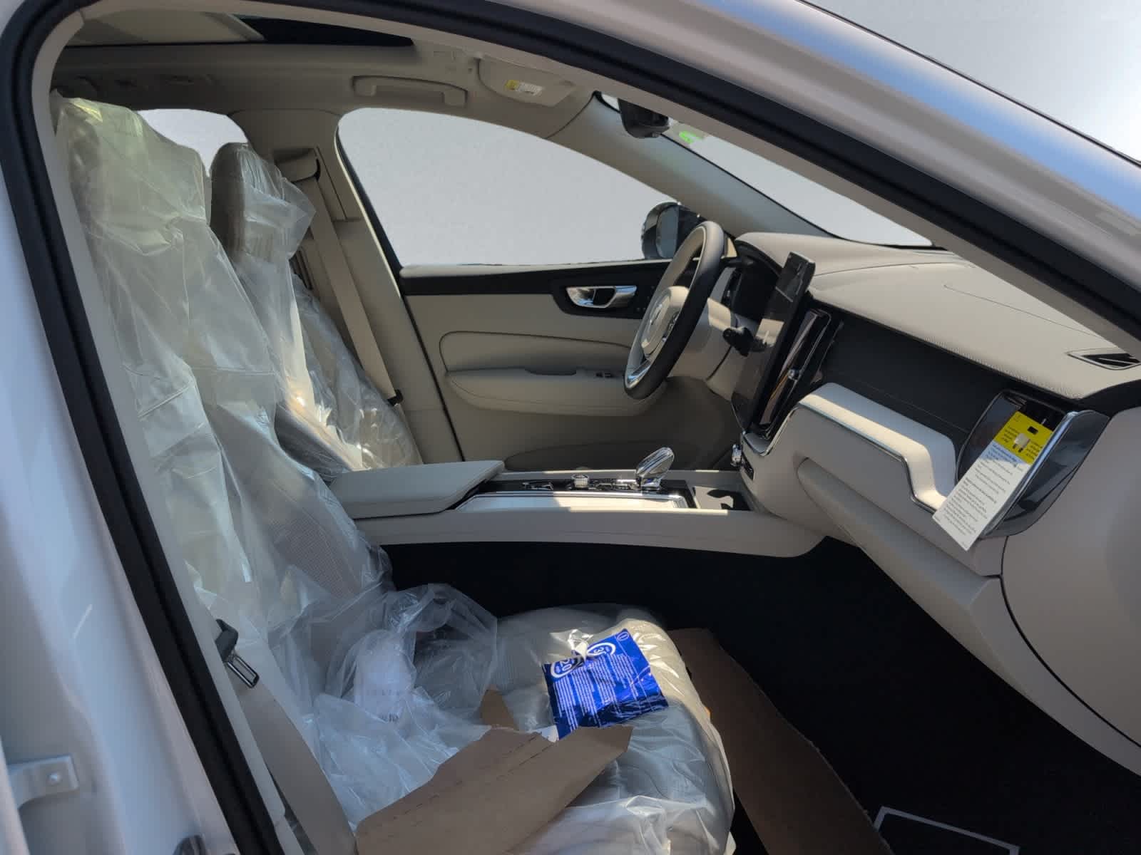 new 2026 Volvo XC60 car, priced at $64,085