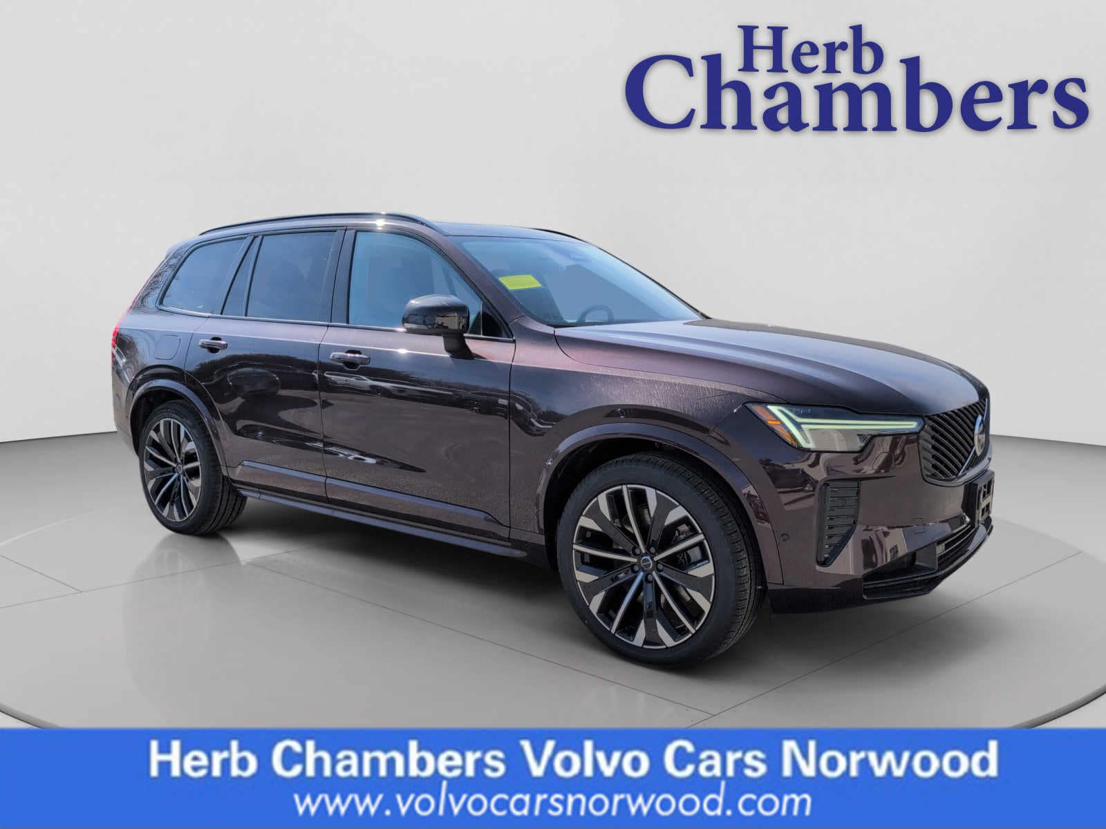 new 2026 Volvo XC90 plug-in hybrid car, priced at $92,200