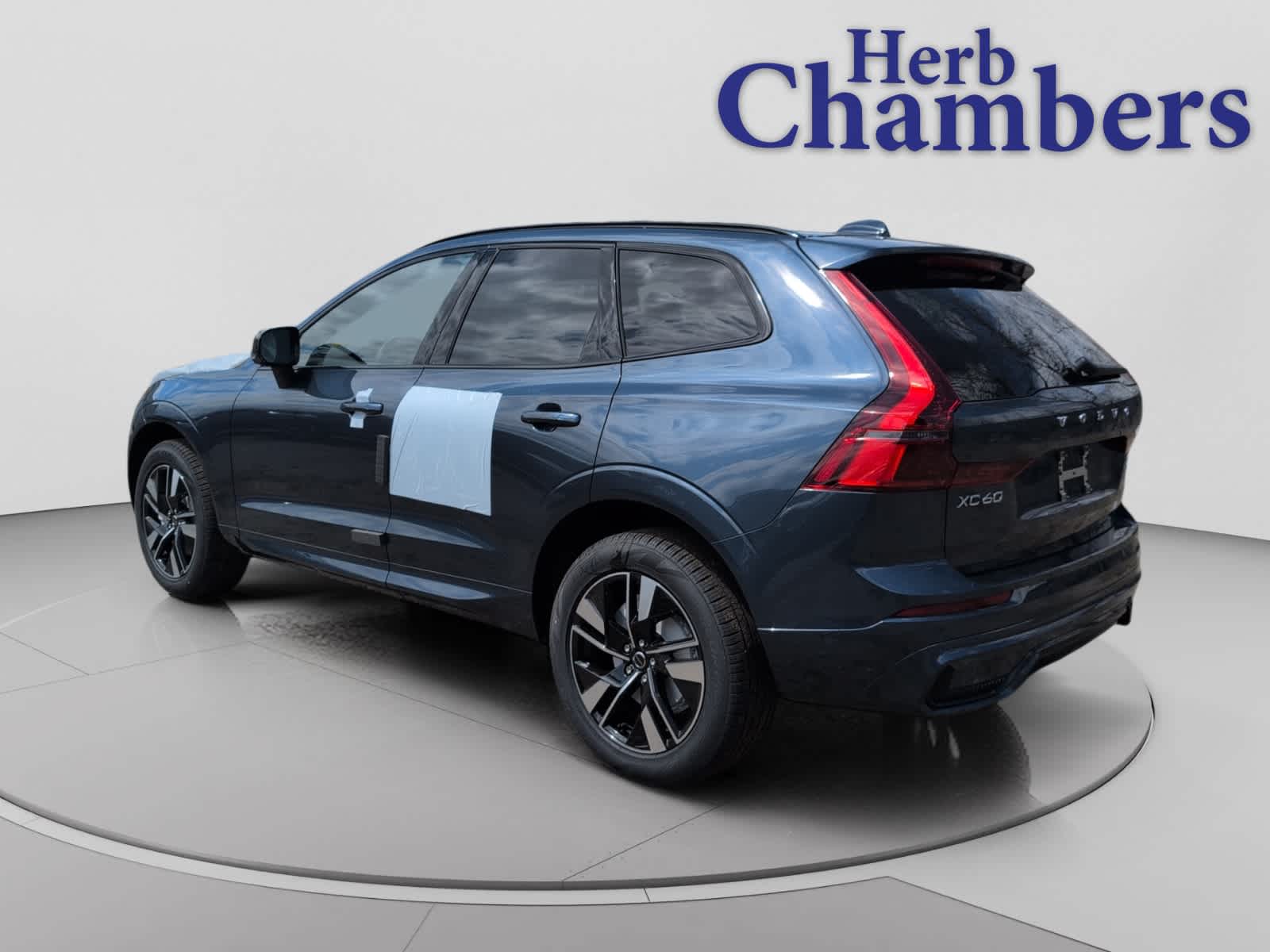 new 2026 Volvo XC60 car, priced at $57,720