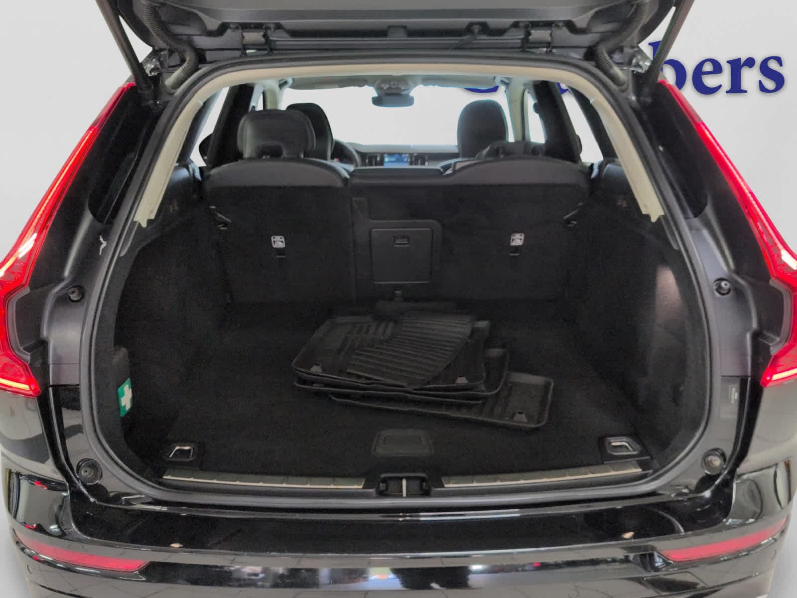 used 2023 Volvo XC60 car, priced at $29,998