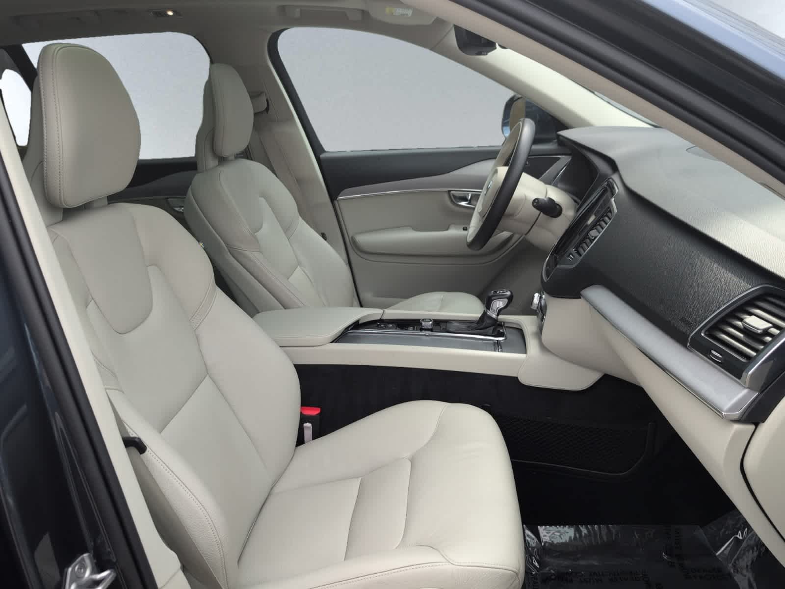 used 2021 Volvo XC90 car, priced at $25,998
