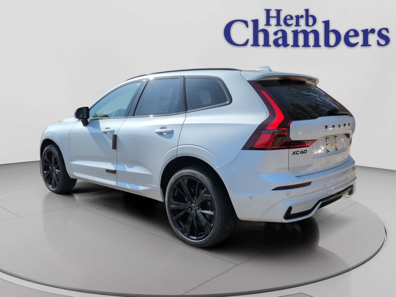 new 2026 Volvo XC60 car, priced at $63,770