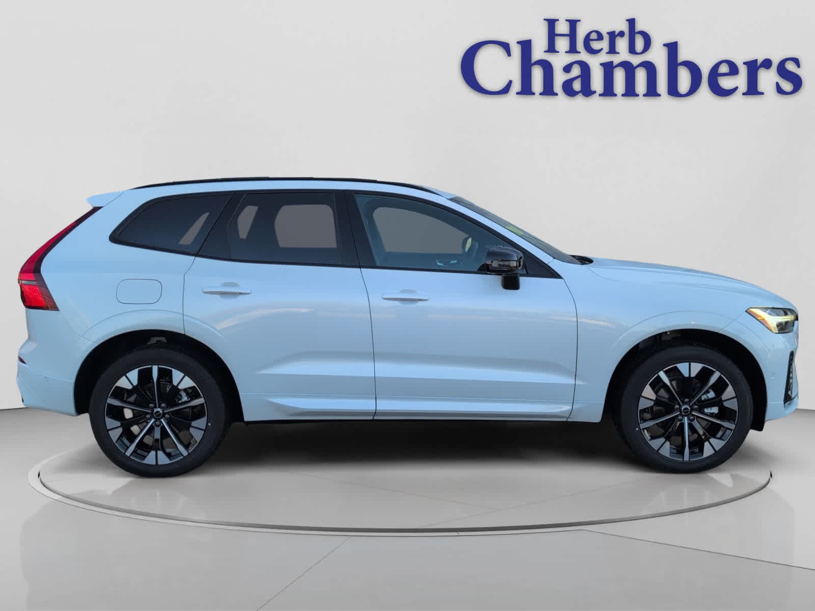 new 2026 Volvo XC60 car, priced at $57,985