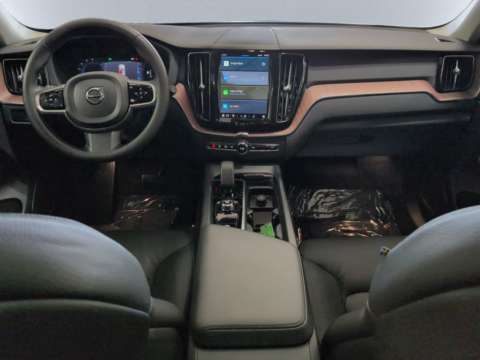 used 2023 Volvo XC60 car, priced at $29,998