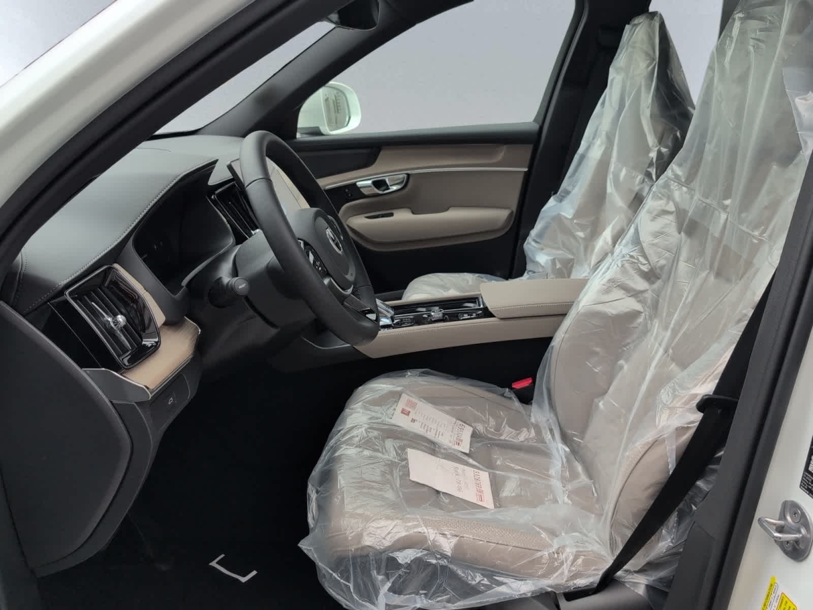 used 2026 Volvo XC90 car, priced at $68,450