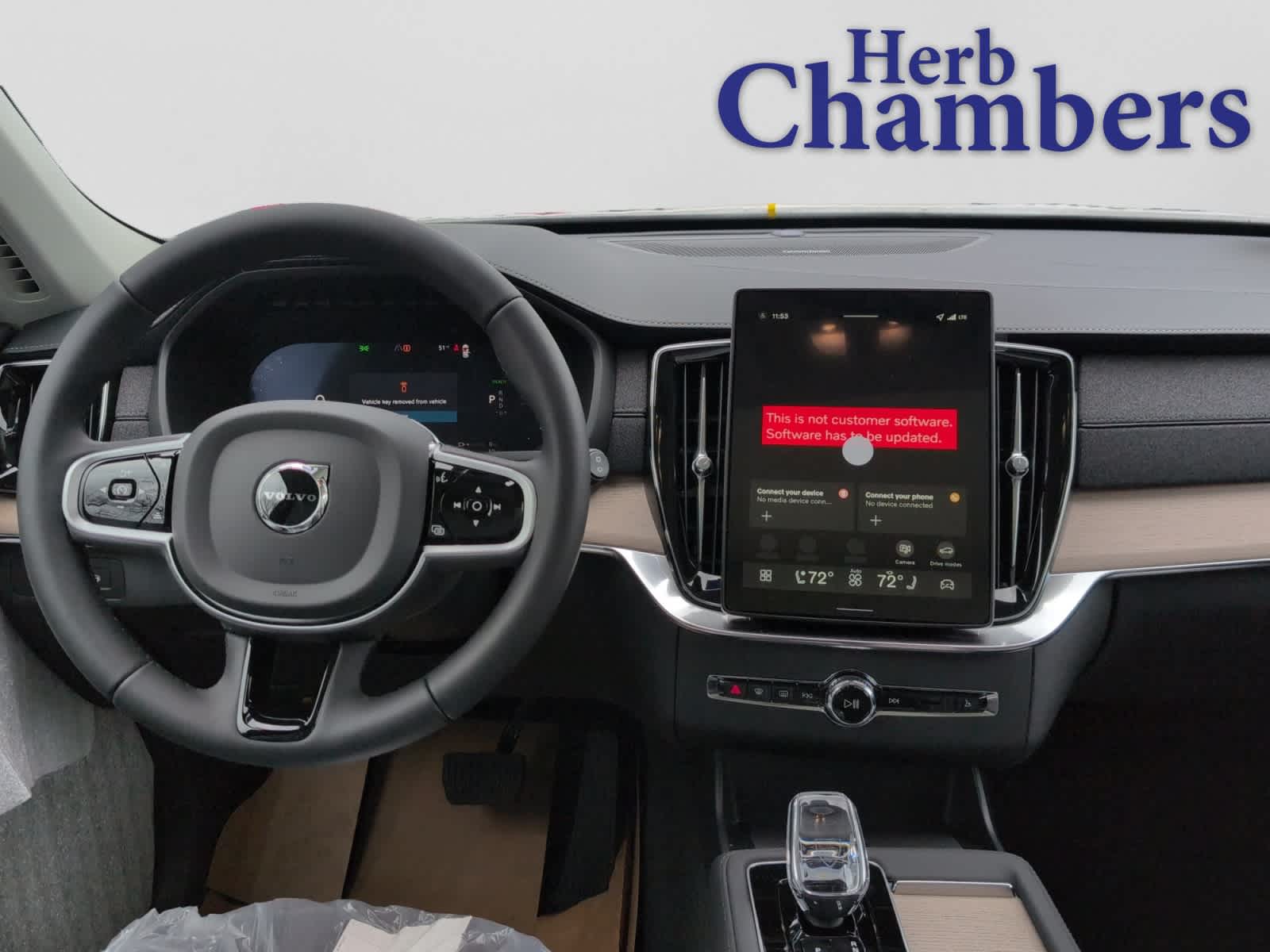 new 2026 Volvo XC90 plug-in hybrid car, priced at $81,955