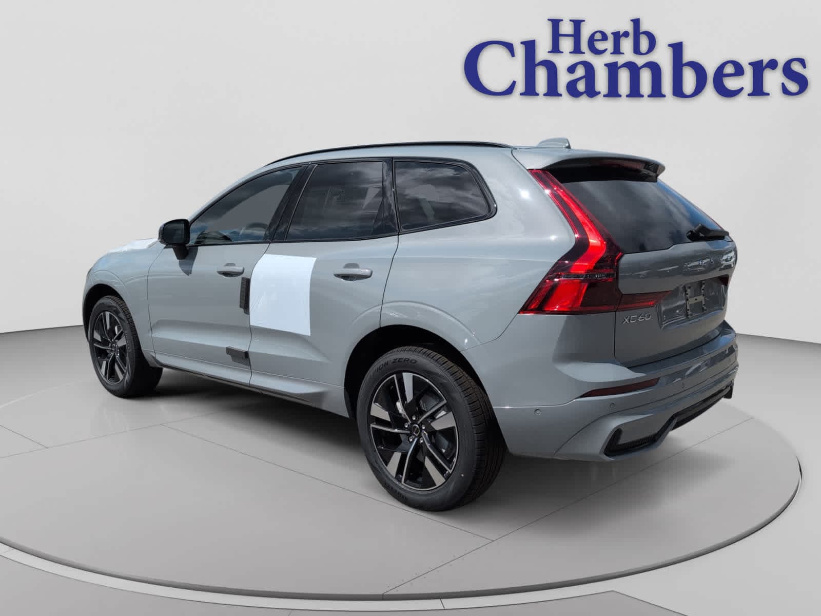 new 2026 Volvo XC60 car, priced at $57,720