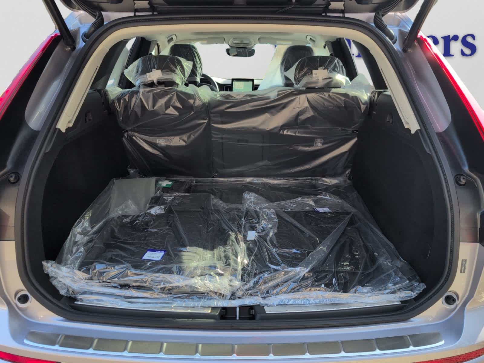 new 2026 Volvo XC60 car, priced at $58,105