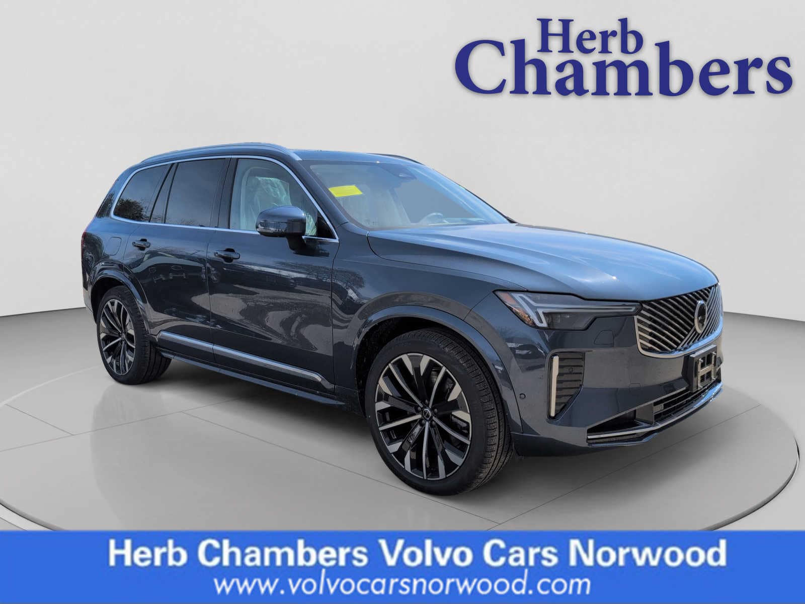 new 2026 Volvo XC90 plug-in hybrid car, priced at $92,625