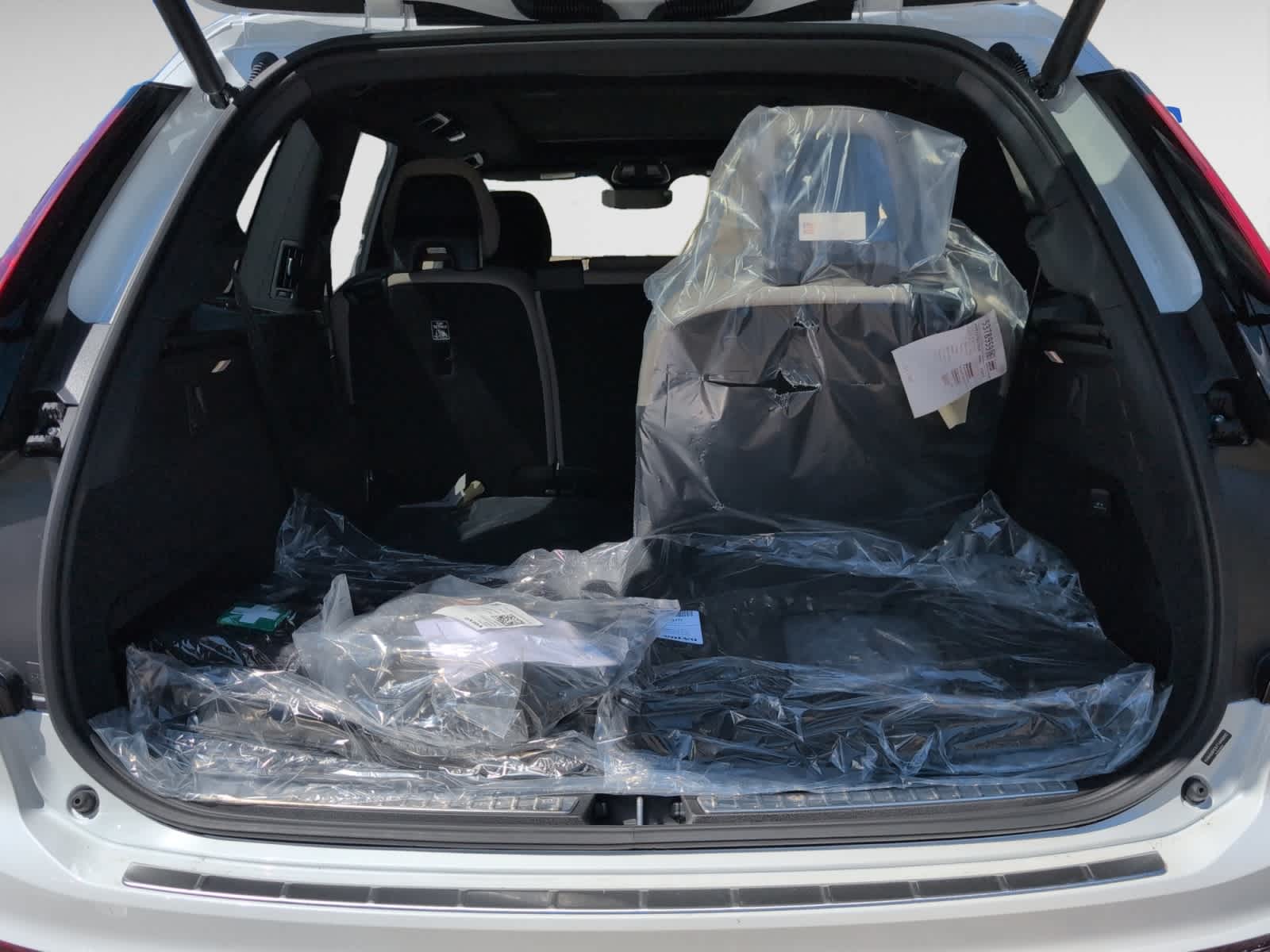 new 2026 Volvo XC90 plug-in hybrid car, priced at $81,875