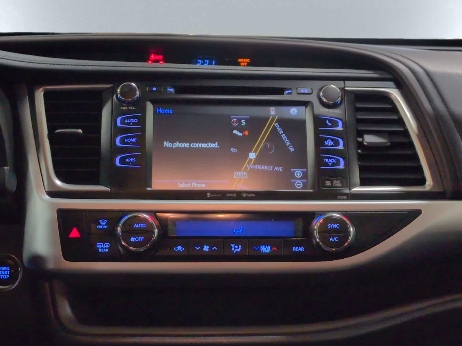 used 2019 Toyota Highlander car, priced at $24,998