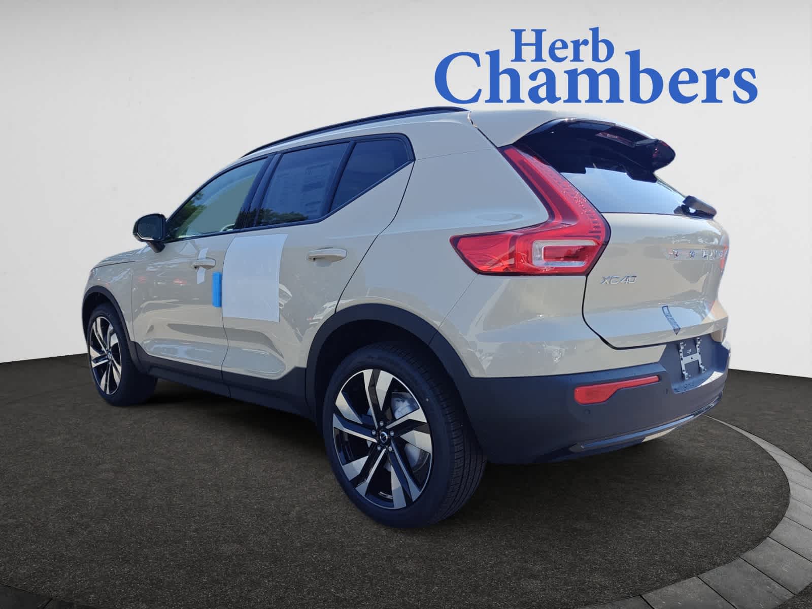used 2025 Volvo XC40 car, priced at $52,215