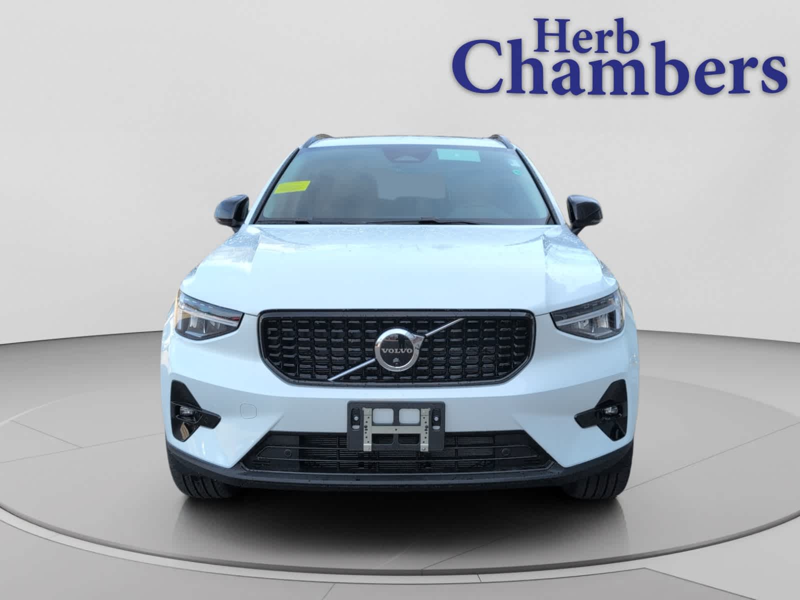 new 2026 Volvo XC40 car, priced at $51,960