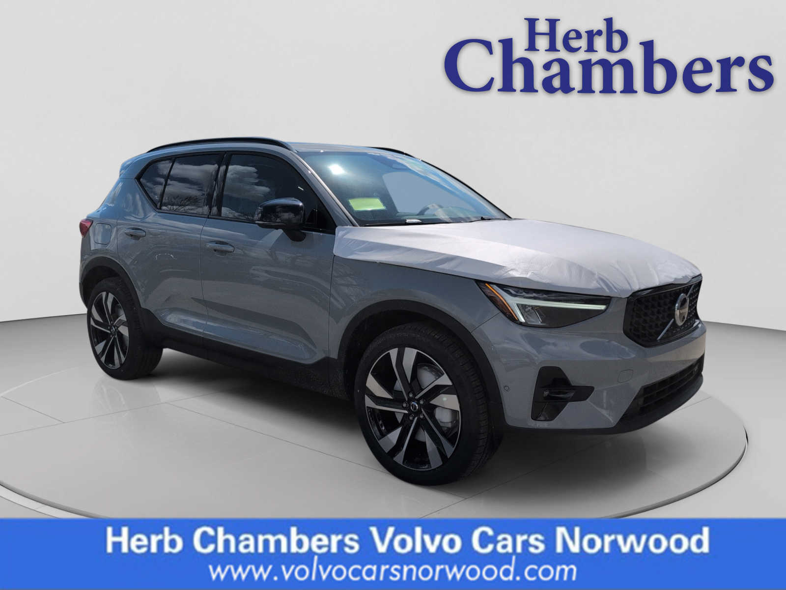 new 2026 Volvo XC40 car, priced at $50,045