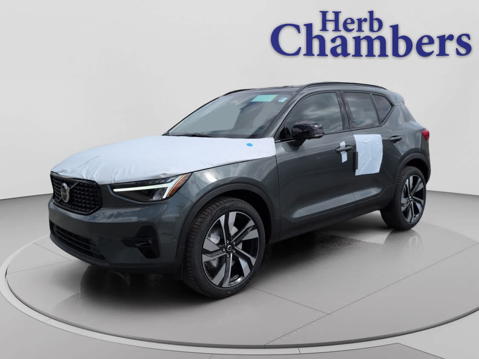 new 2026 Volvo XC40 car, priced at $50,045