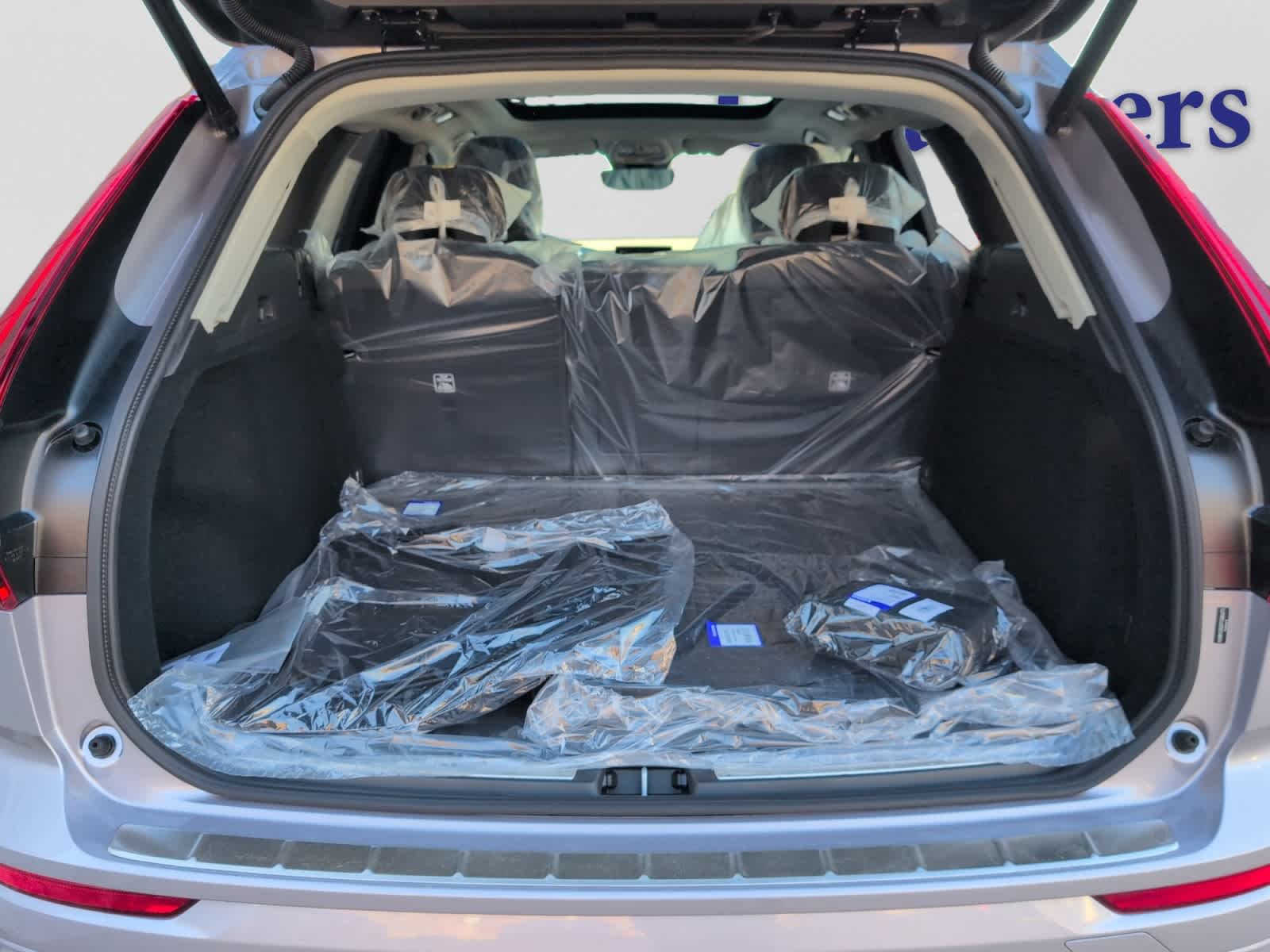 new 2026 Volvo XC60 car, priced at $57,985