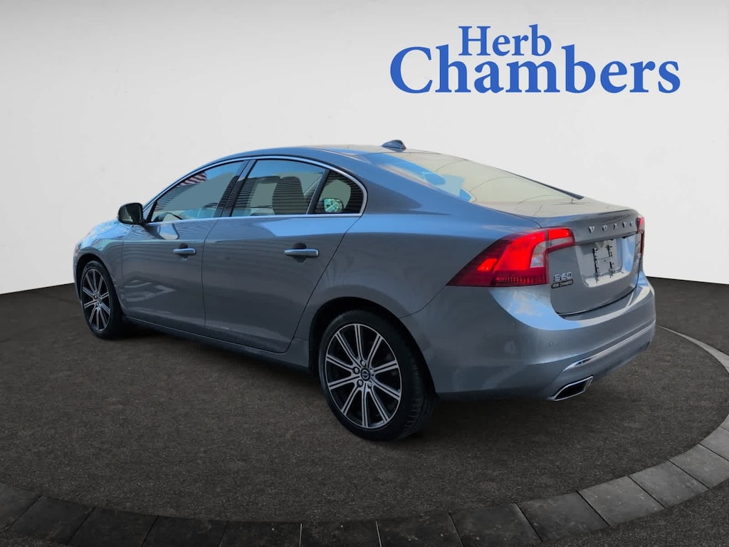 Used 2017 Volvo S60 T5 Inscription AWD Platinum Sedan
