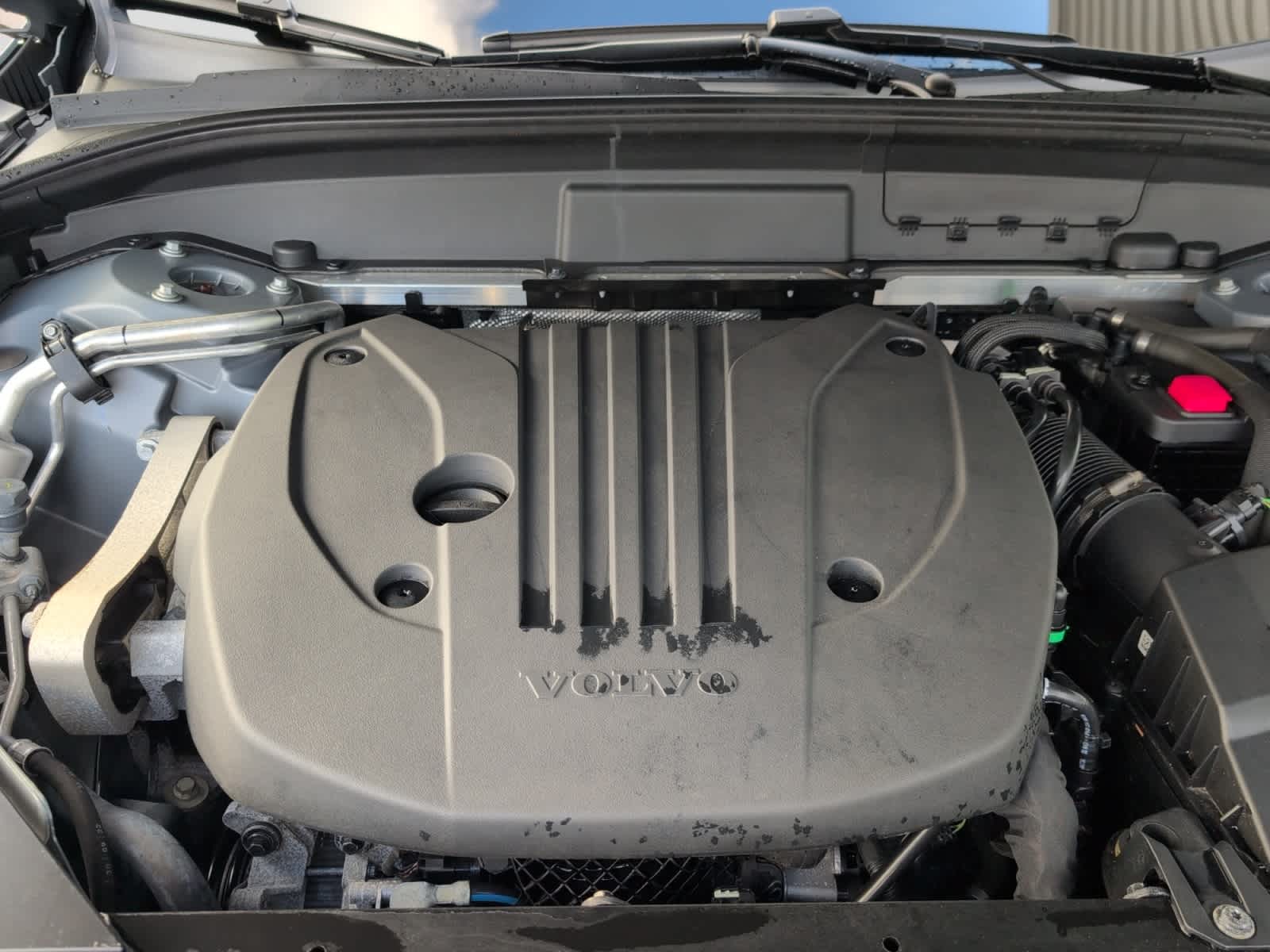 used 2023 Volvo XC60 car, priced at $34,998