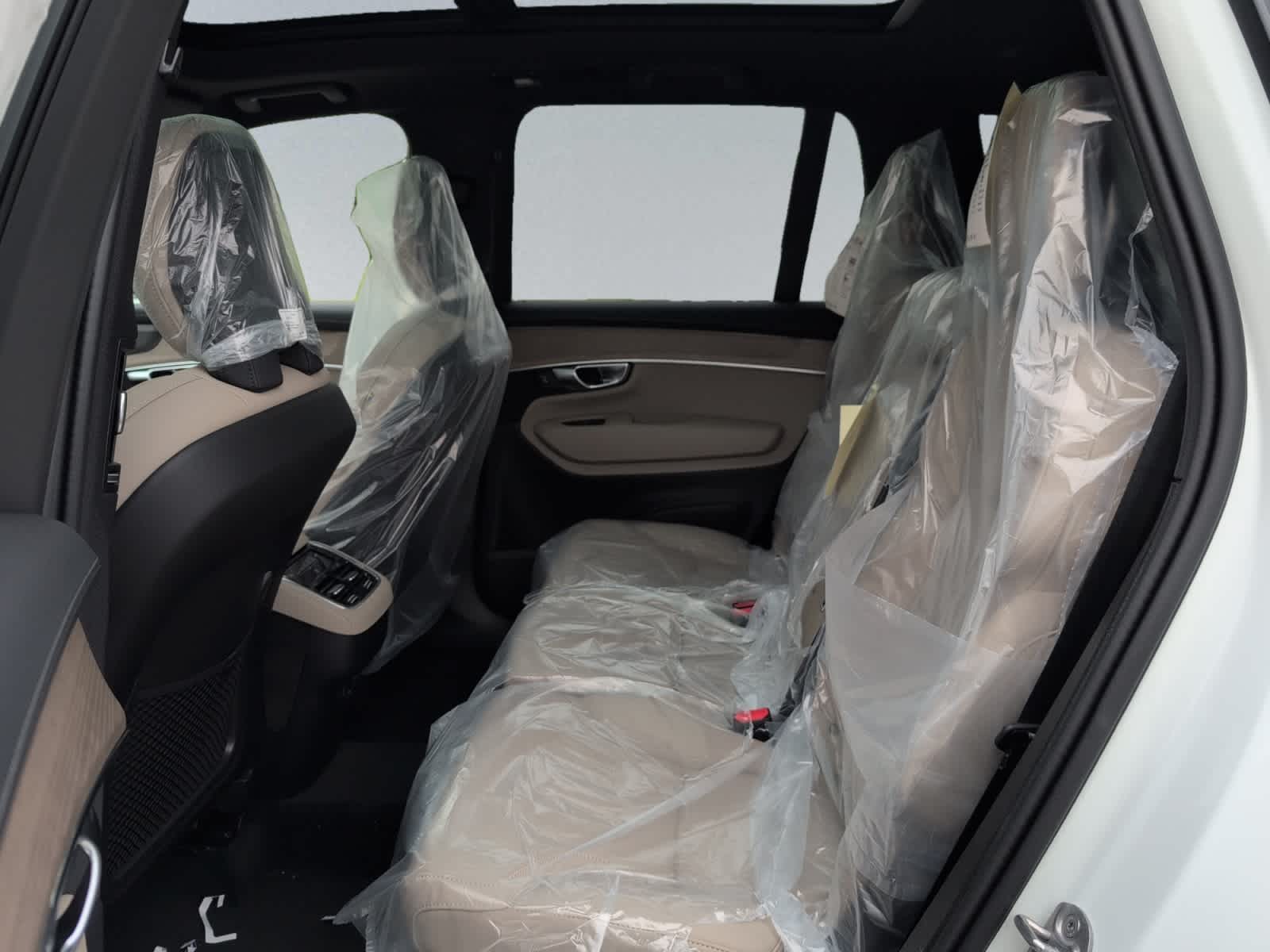 used 2026 Volvo XC90 car, priced at $71,825