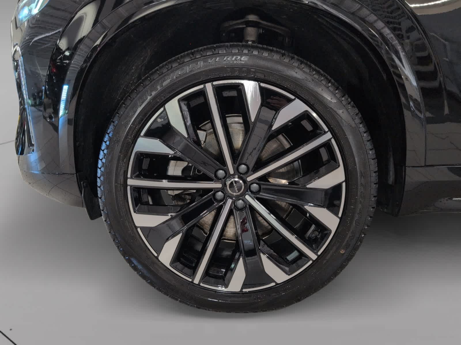new 2026 Volvo XC90 car, priced at $71,825