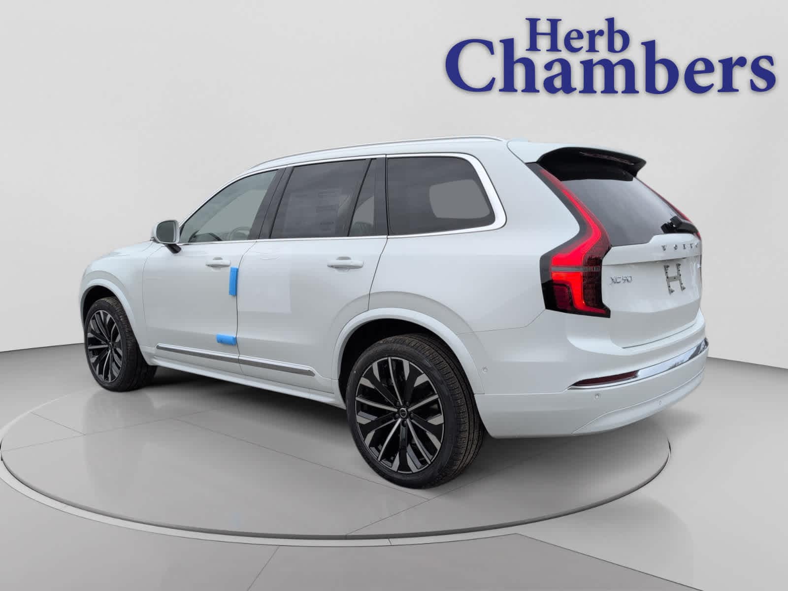 new 2026 Volvo XC90 car, priced at $75,155