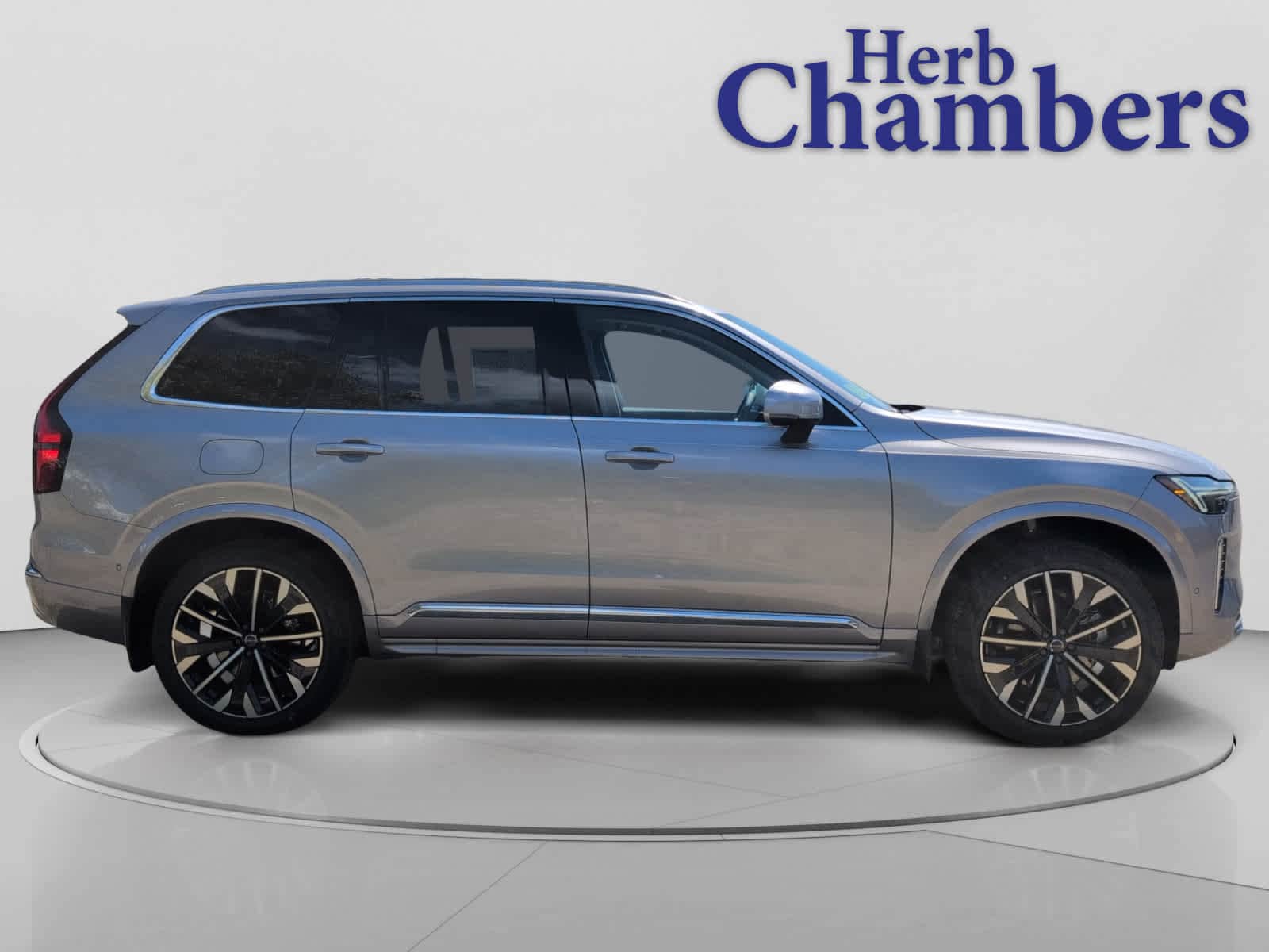 2026 Volvo XC90 Plus - Photo 11