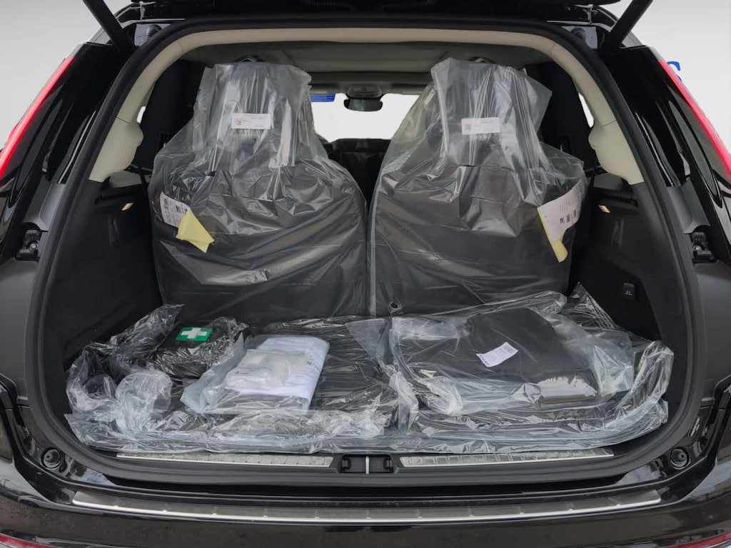 New 2026 Volvo XC90 B6 Plus 7-Seater SUV