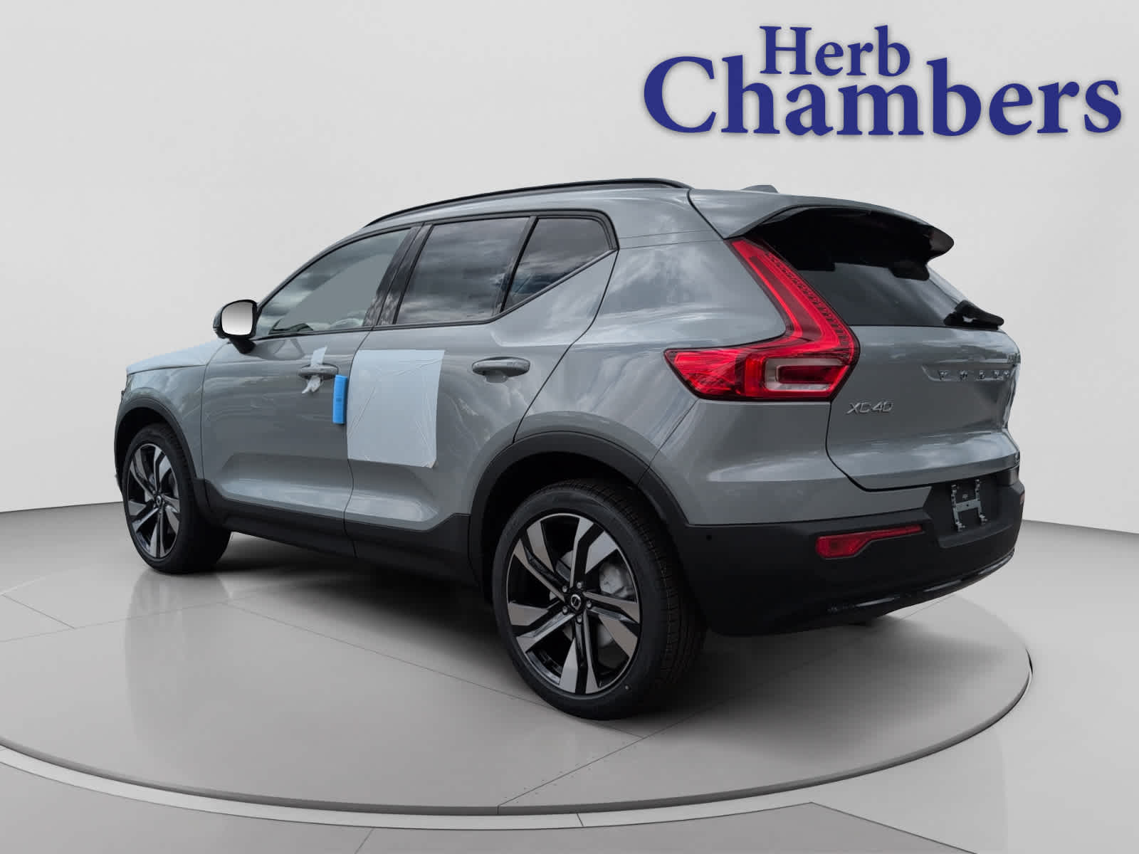 used 2025 Volvo XC40 car, priced at $52,235