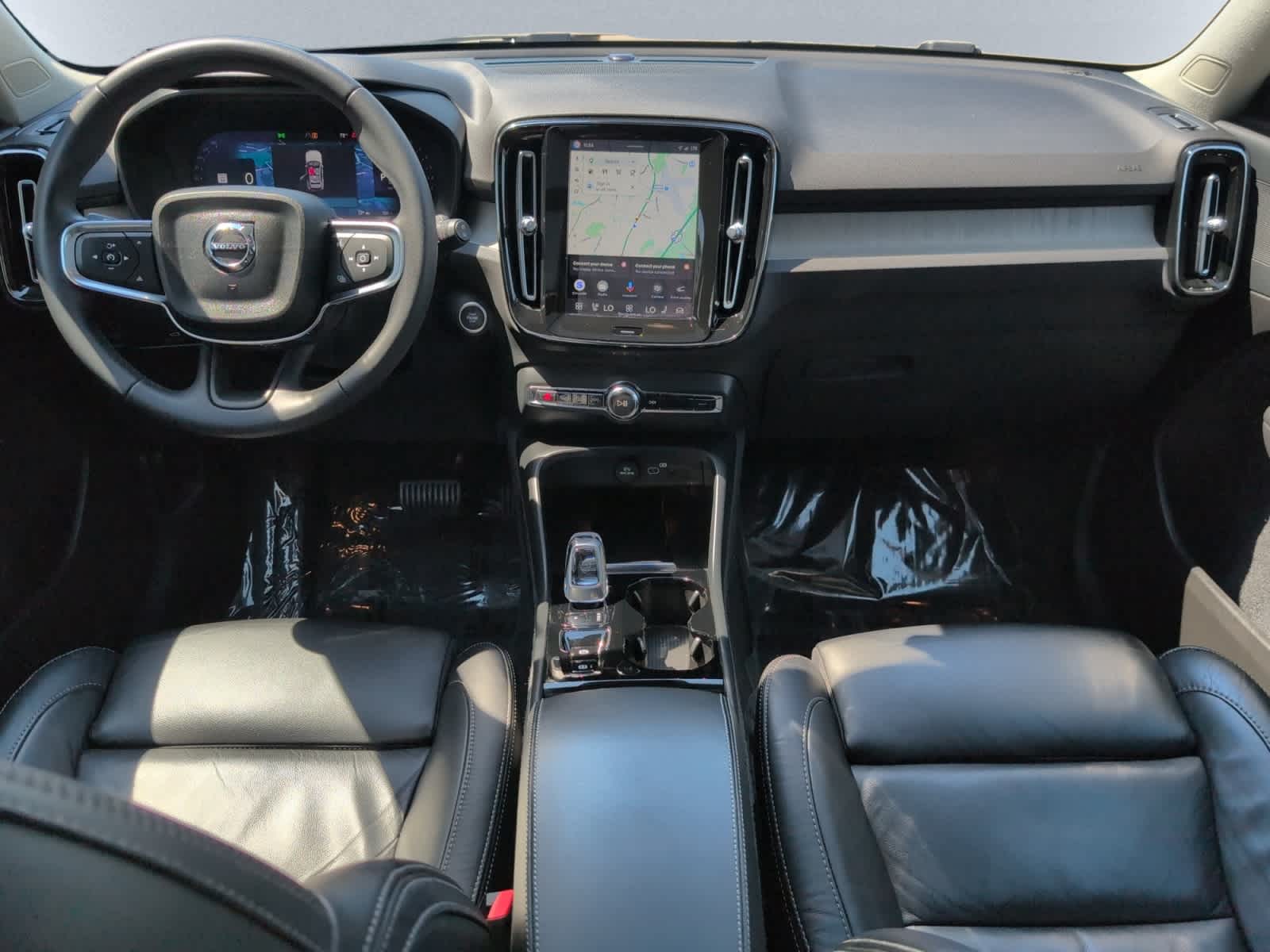 used 2023 Volvo XC40 car, priced at $30,998
