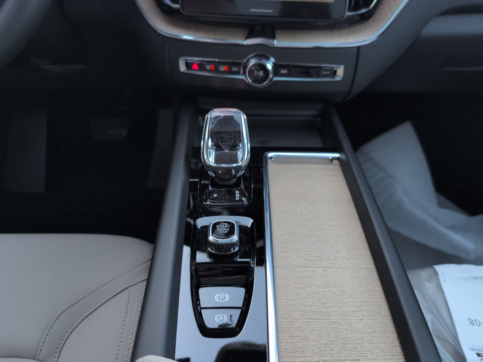 new 2026 Volvo XC60 car, priced at $57,985